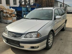 Read more about the article 421, Toyota Avensis T22