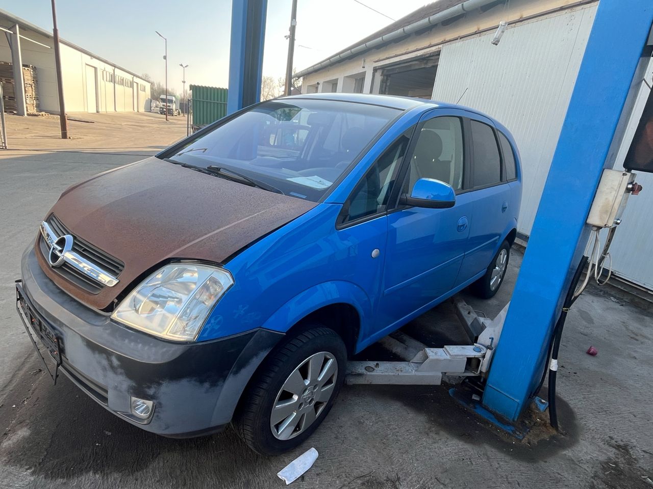 Read more about the article 460, Opel Meriva