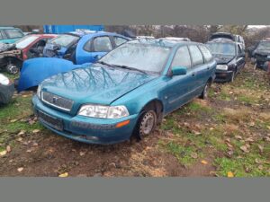 Read more about the article M0178, Volvo V40