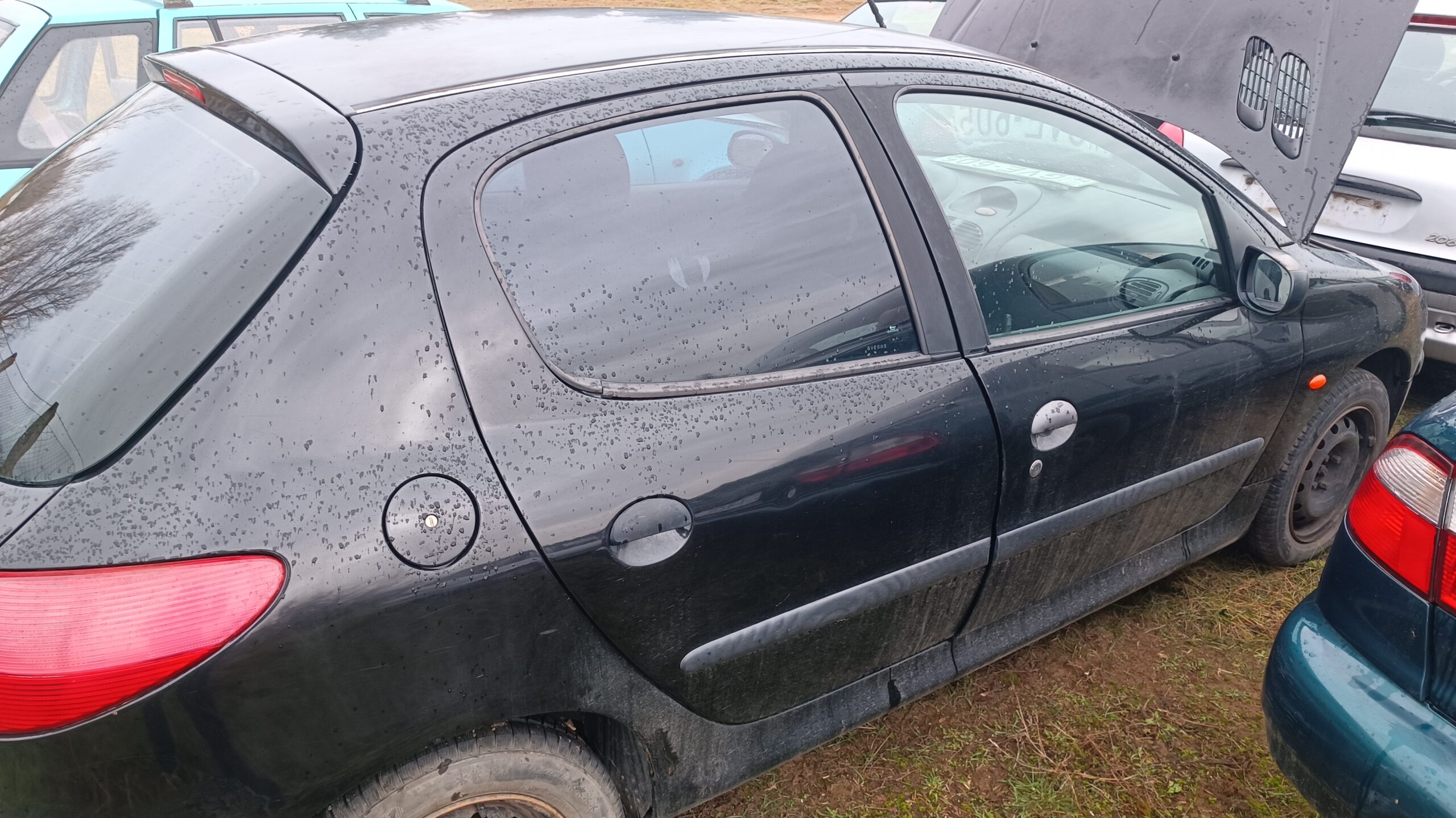 Read more about the article MO235- Peugeot 206 XR