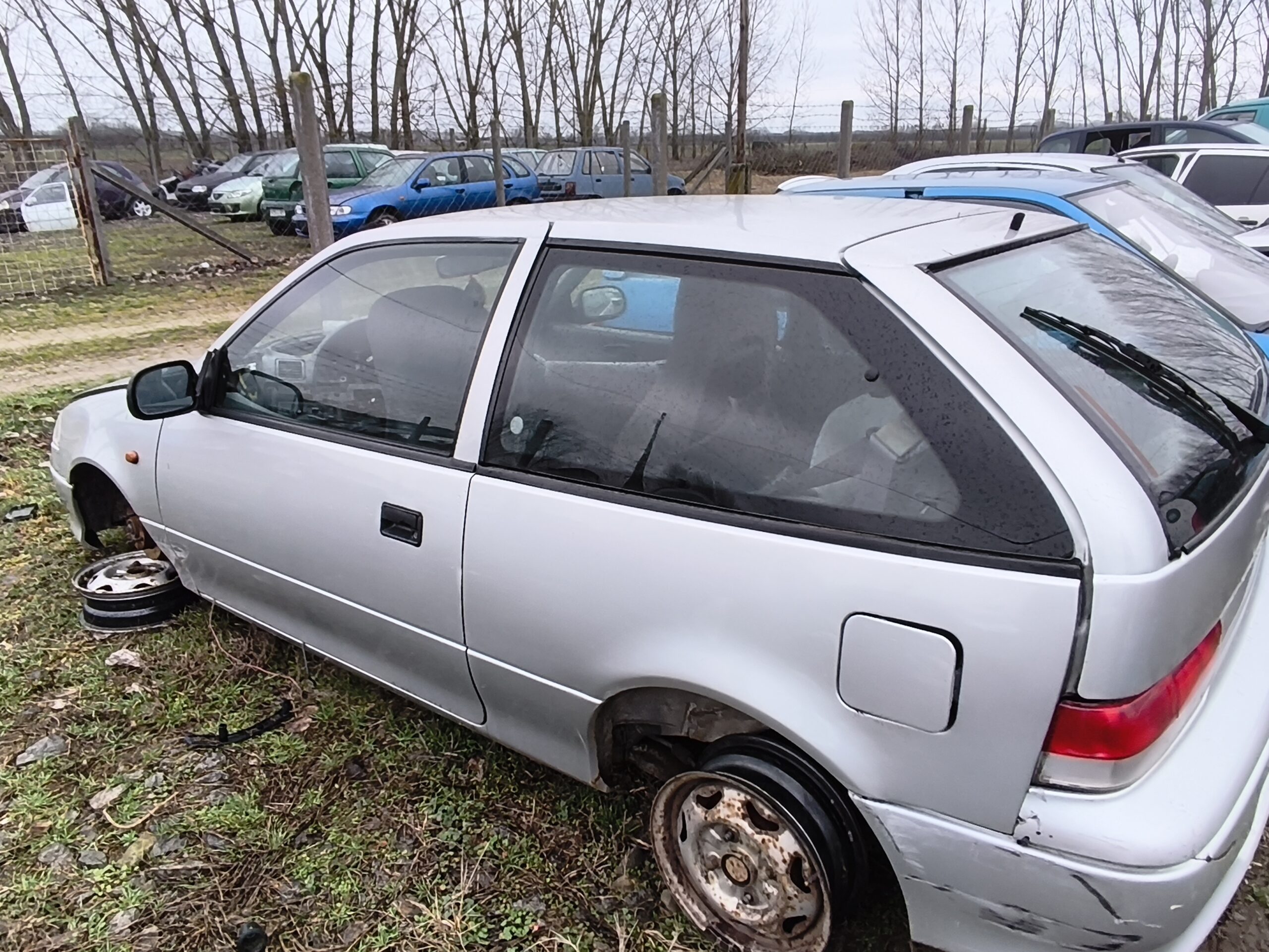 You are currently viewing M0217 – Suzuki Swift 1.0
